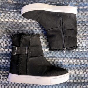 ✨NINE WEST✨ Black Suede Booties